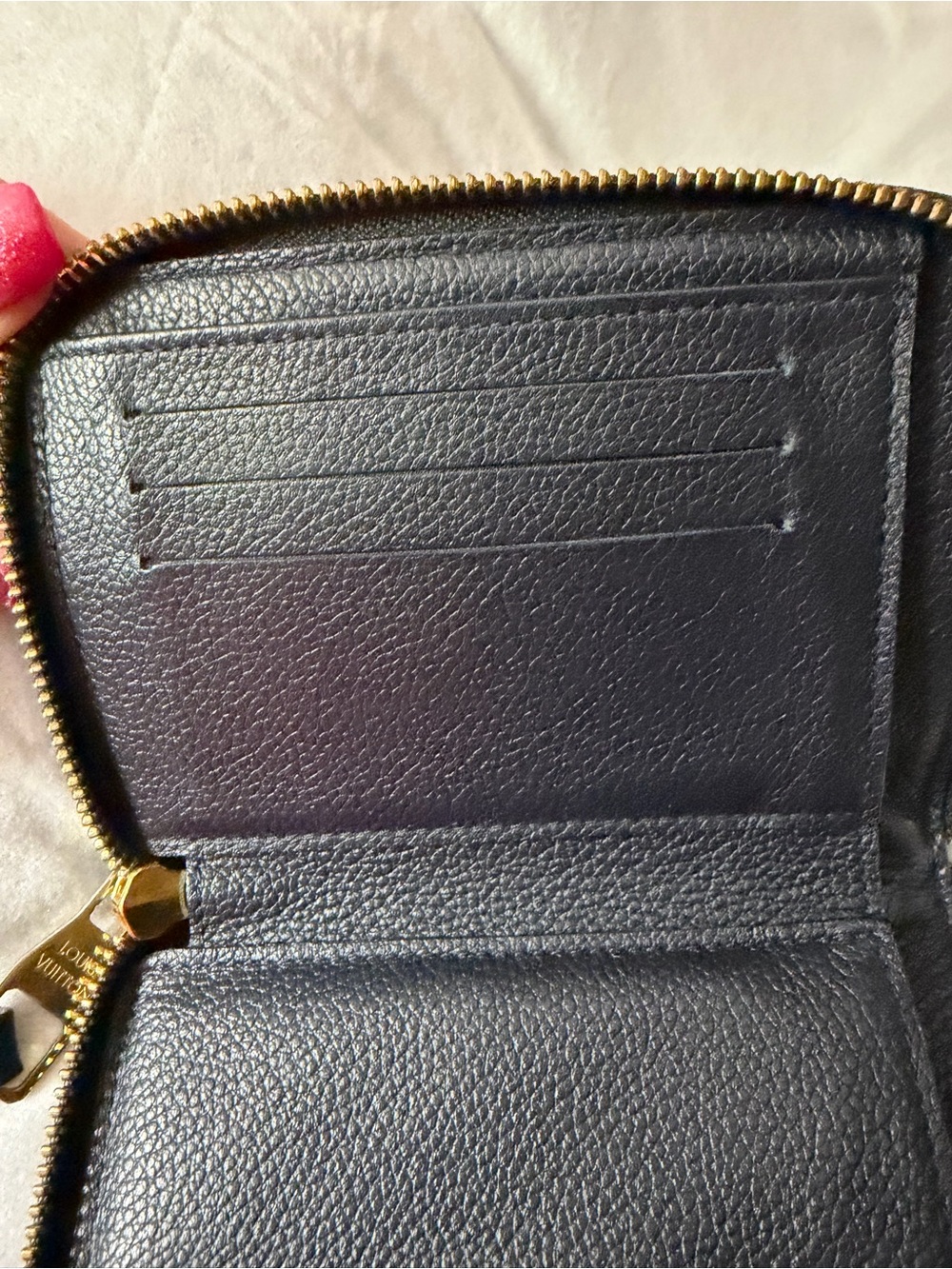 Louis Vuitton Black Empreinte (Embossed) Monogram Leather Compact Wallet, Soft! - Picture 6 of 15